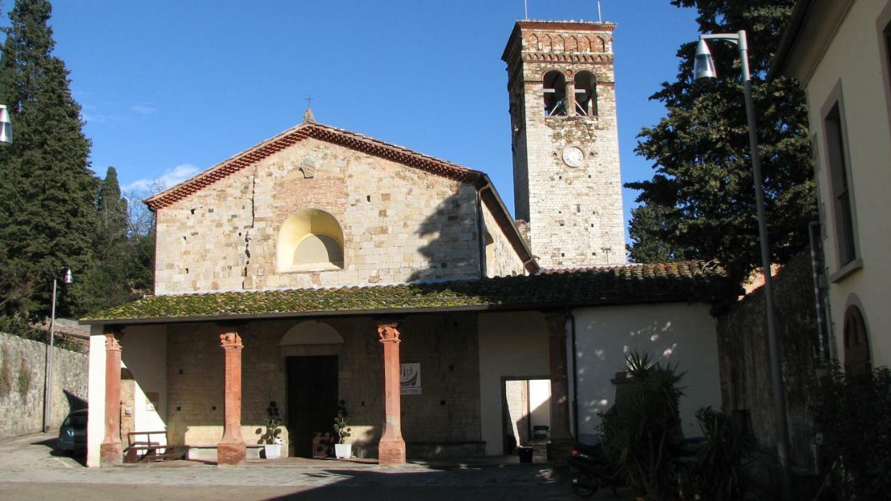 モンテムルロ Borgo Della Rocca Bed & Breakfast エクステリア 写真